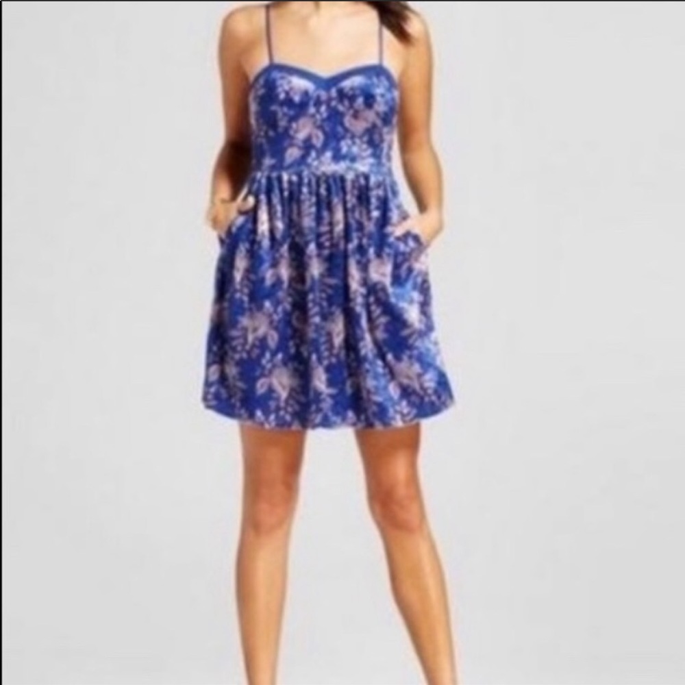 Xhilaration Velvet Dress Size Small